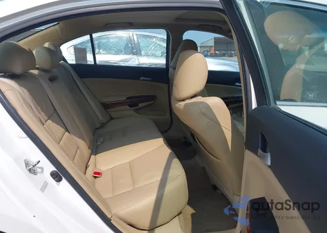 2011 Honda Accord 2.4 Ex-L from USA, damaged, VIN 1HGCP2F80BA057685